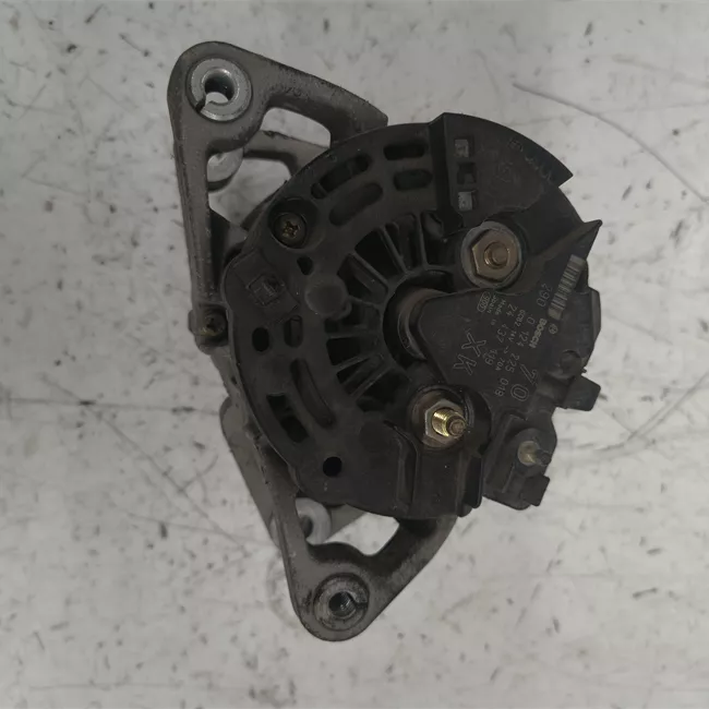 Alternatore Bosch 70AMP t.13999999<