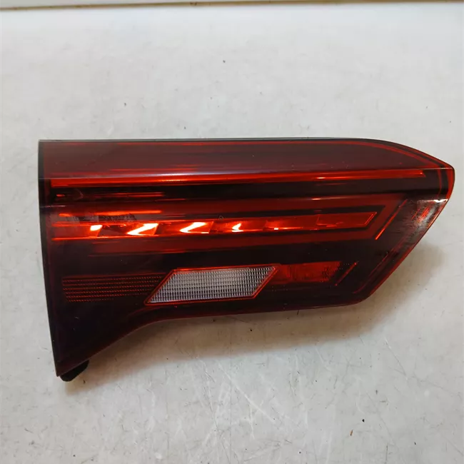 Fanale posteriore parte interno sinistro Led animato