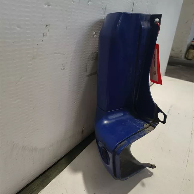 Paraurti posteriore laterale sinistro con sensori parcheggio nero