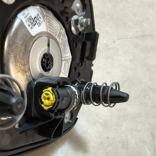 Dispositivo airbag lato guida