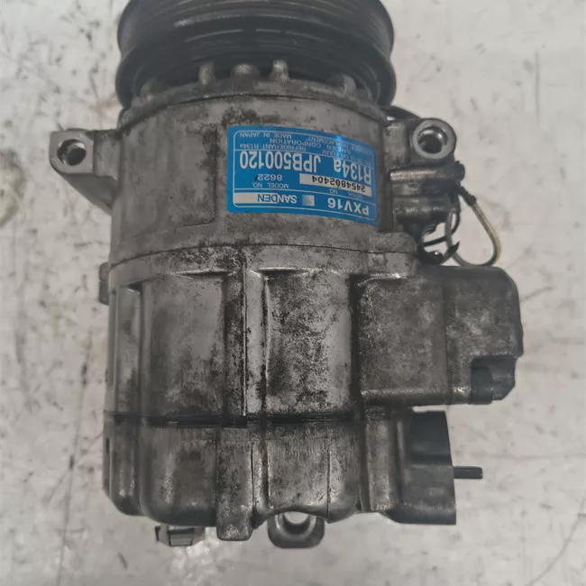 Compressore aria condizionata rotazionale