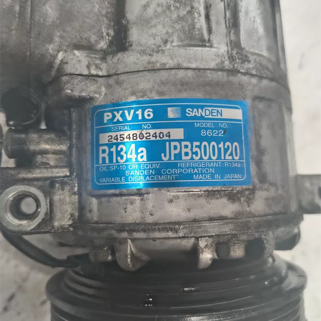 Compressore aria condizionata rotazionale