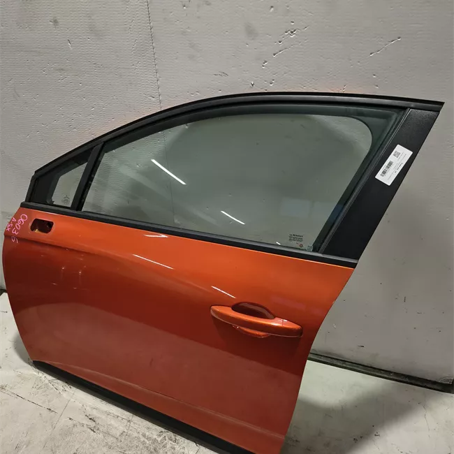 Porta anteriore sinistra
