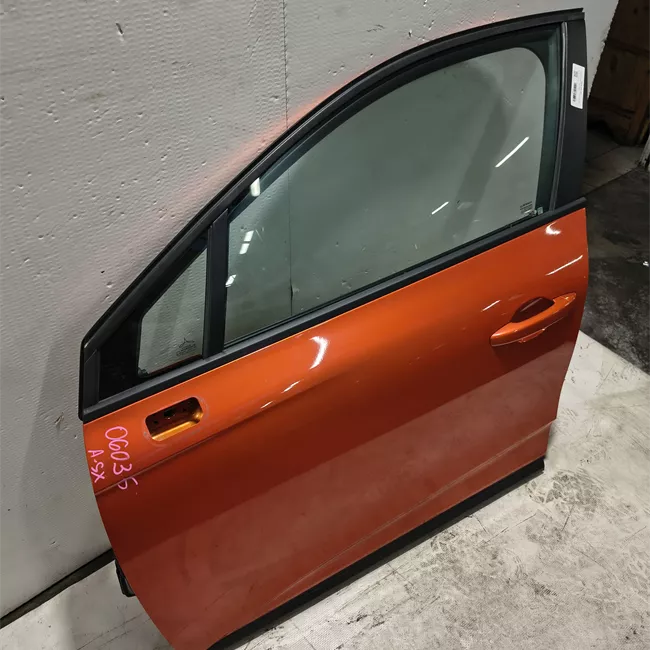 Porta anteriore sinistra