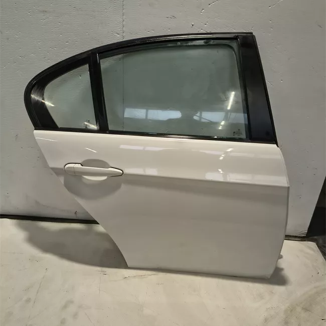 Porta posteriore destra
