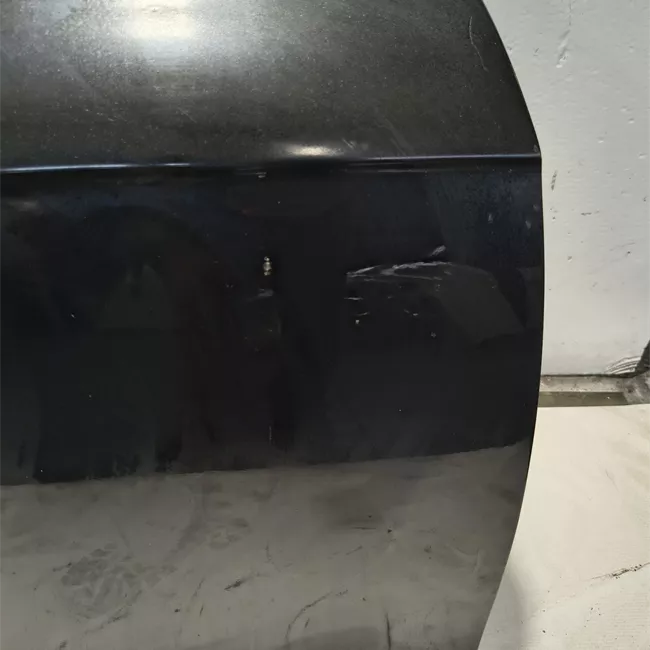 Porta anteriore destra