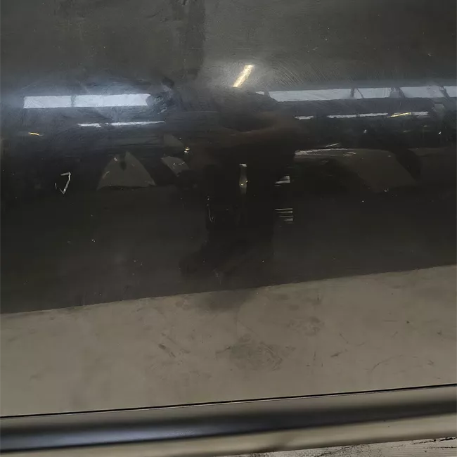 Porta anteriore destra