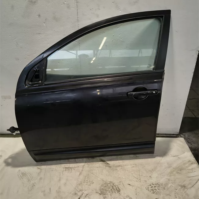 Porta anteriore sinistra