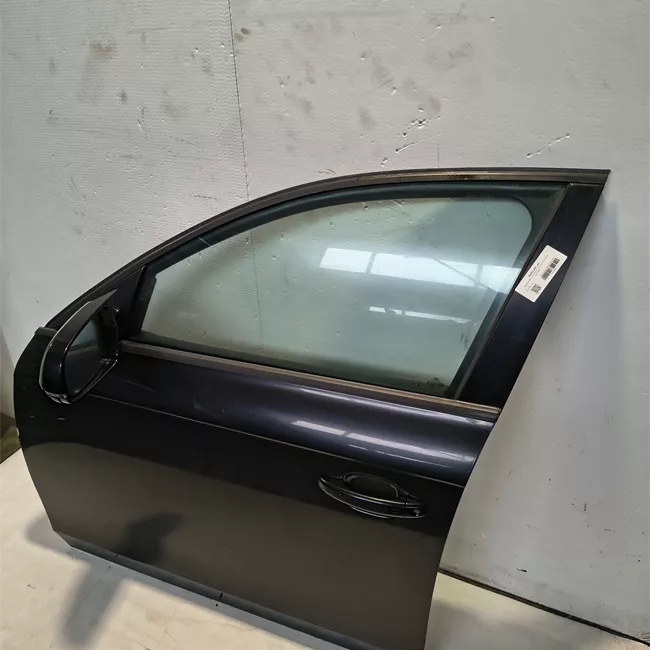 Porta anteriore sinistra