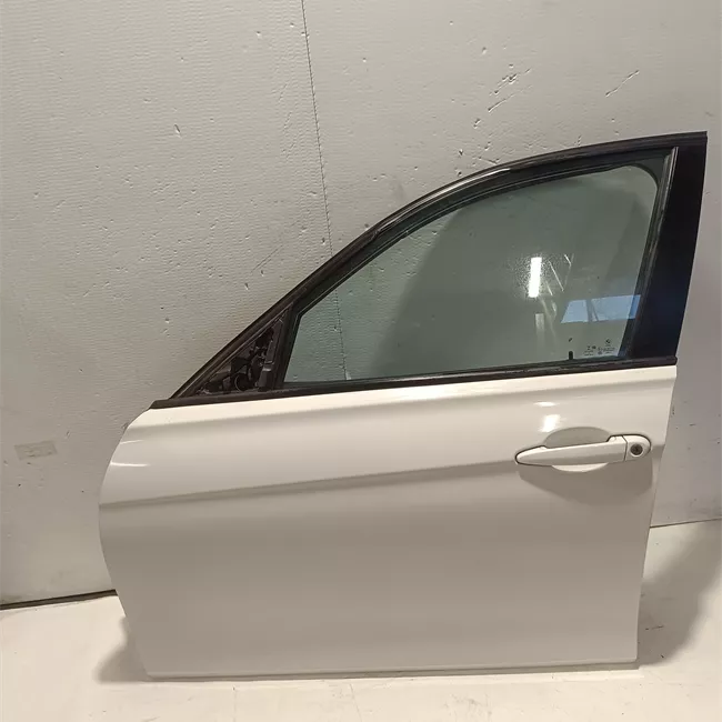 Porta anteriore sinistra