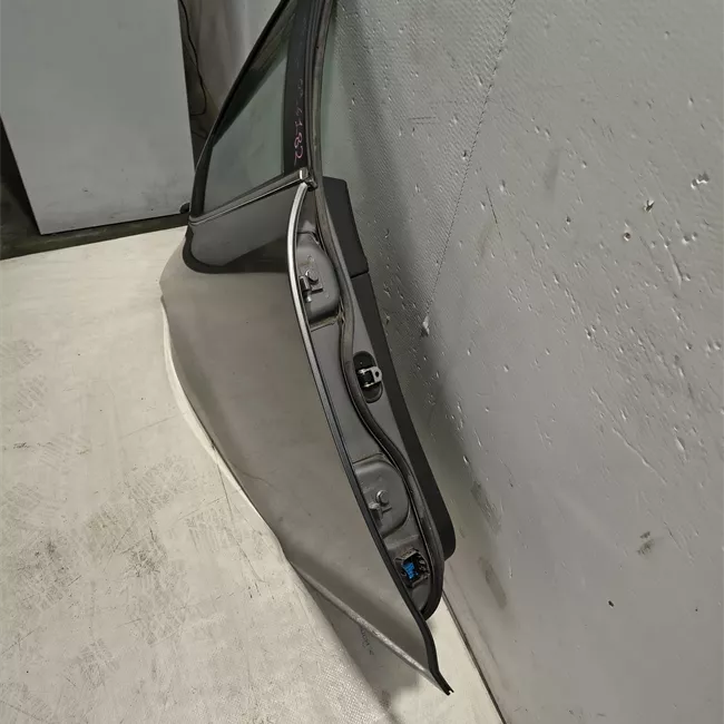 Porta posteriore destra