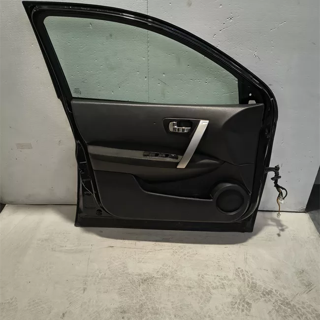 Porta anteriore sinistra