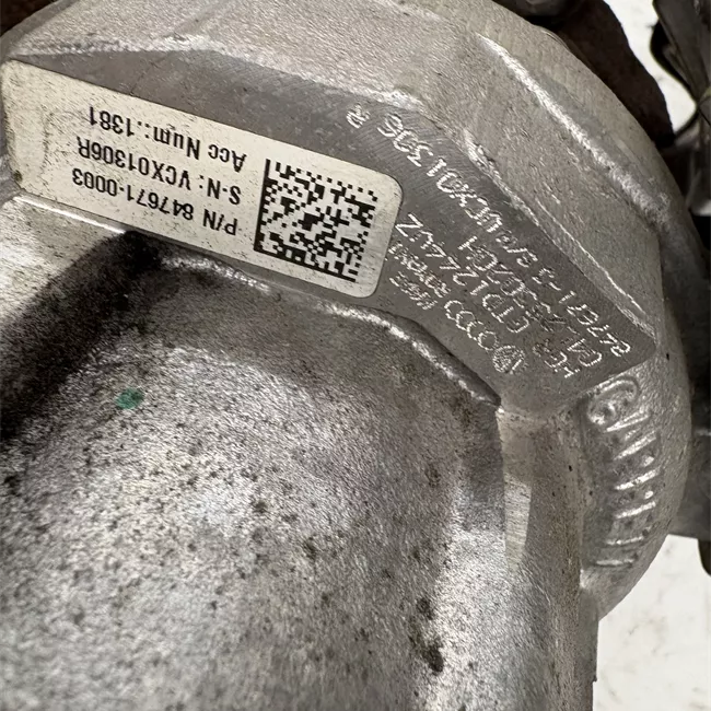 Turbocompressore con collettore scarico