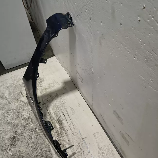 Parafango anteriore sinistro