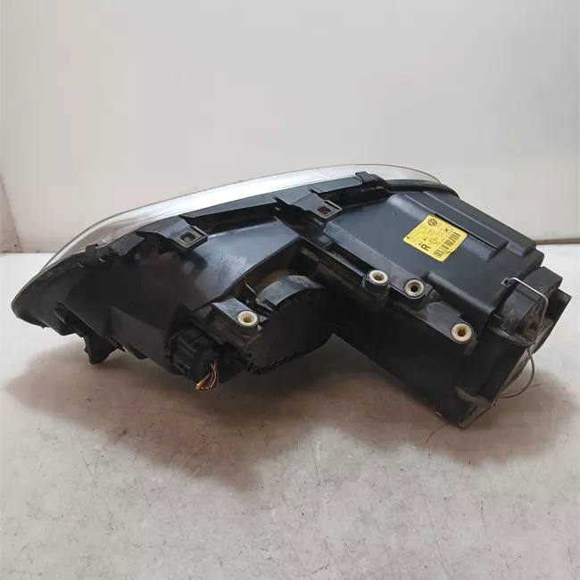 Proiettore destro t.1T6080001>. Cromo