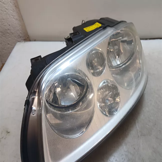 Proiettore sinistro t.1T6018000<. Cromo