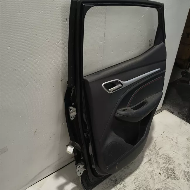 Porta posteriore destra