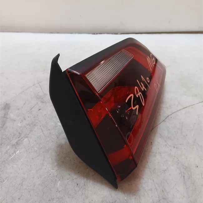 Fanale posteriore parte interno destro