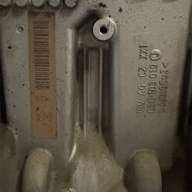Motore semicompleto rotazionale