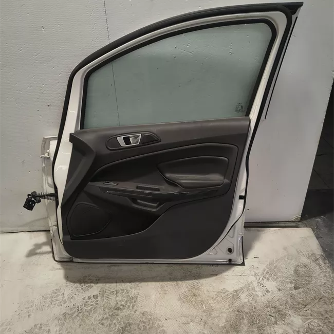 Porta anteriore destra