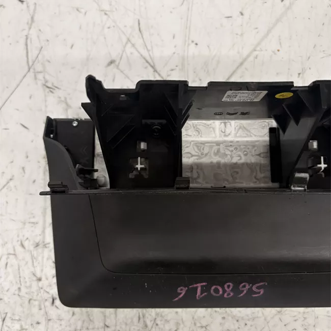 Display multifunzione DGT8C