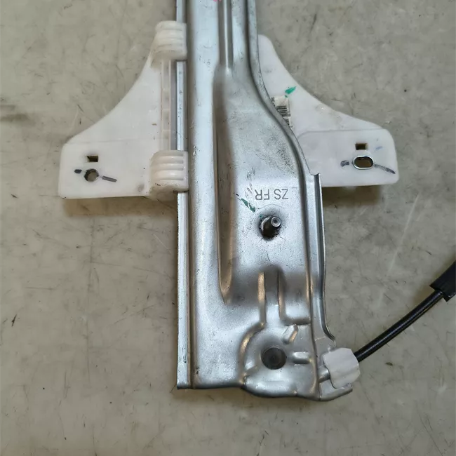 Alzacristallo elettrico porta anteriore con motorino destro
