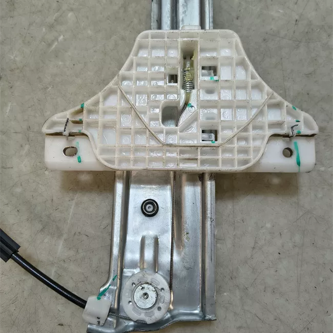 Alzacristallo elettrico porta anteriore con motorino destro