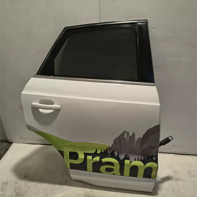 Porta posteriore destra