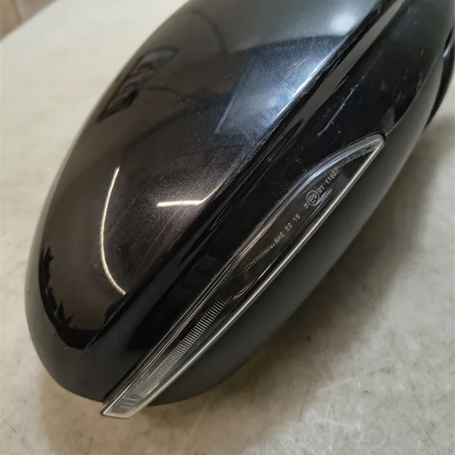 Retrovisore esterno regolazione elettrica destro ripiegabile con rilevam.punto cieco