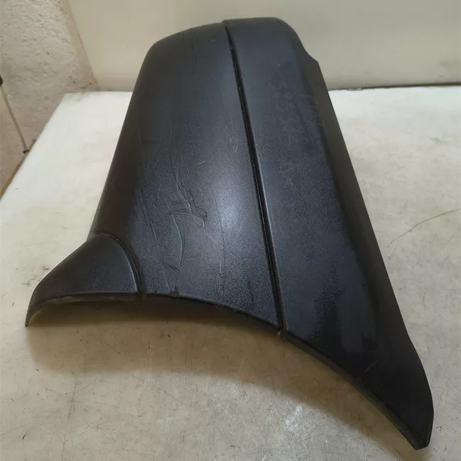 Paraurti posteriore laterale destro nero