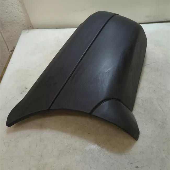 Paraurti posteriore laterale sinistro nero