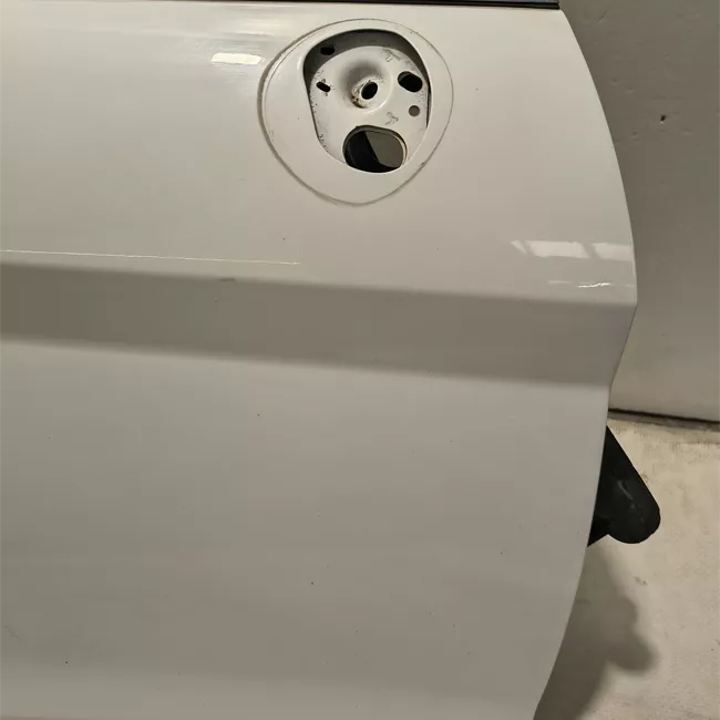 Porta anteriore destra
