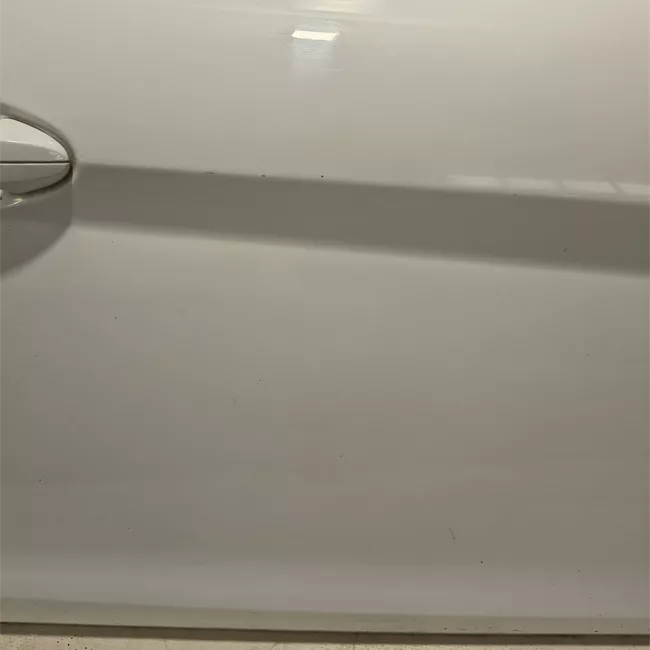 Porta anteriore destra
