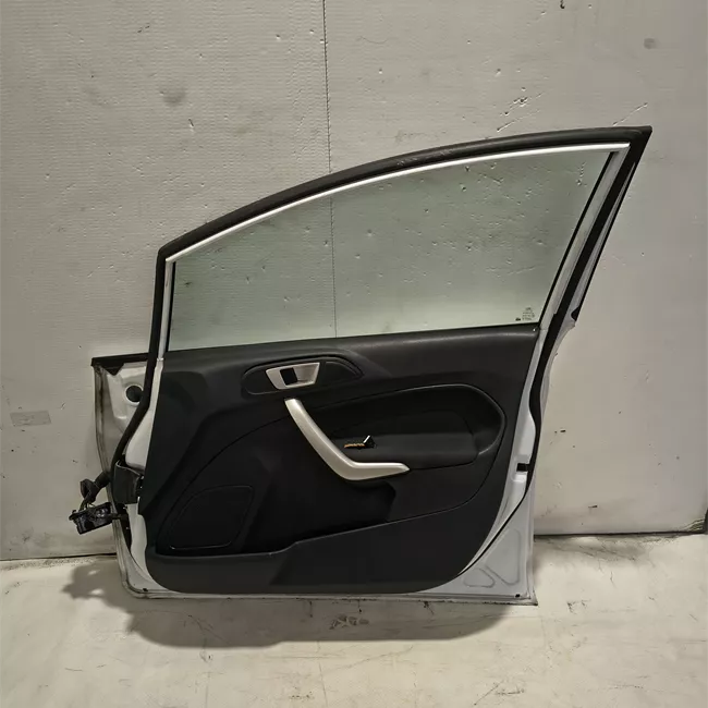 Porta anteriore destra
