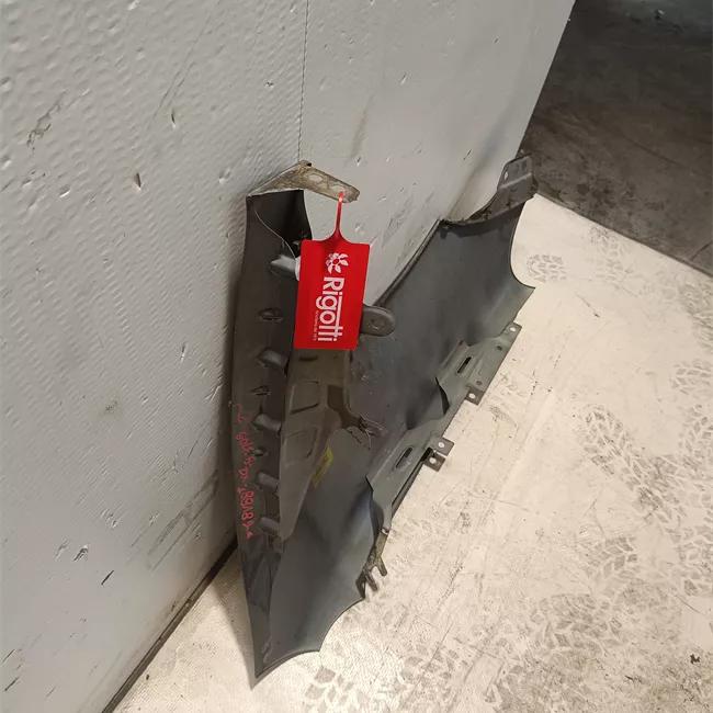 Parafango anteriore destro