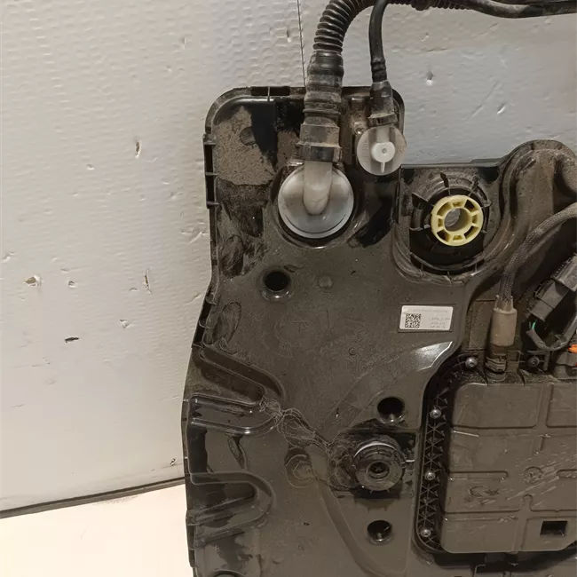 Serbatoio supplementare additivo carburante