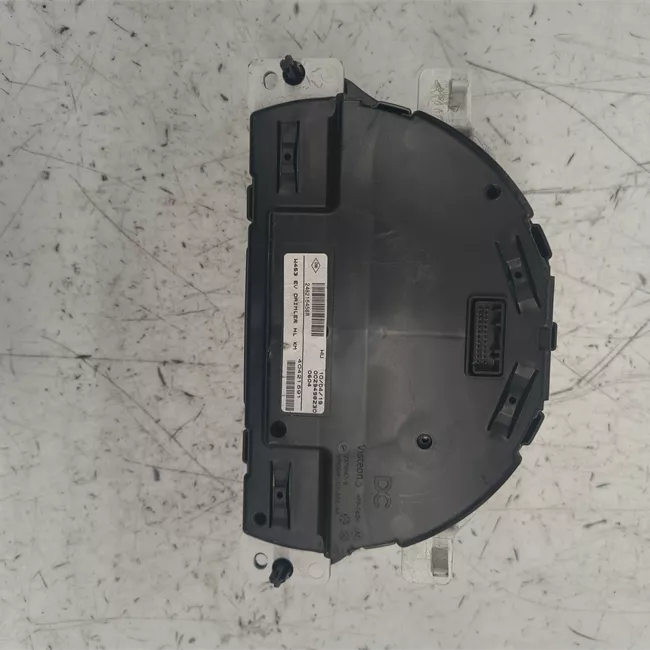 Quadro strumenti completo monocromatico