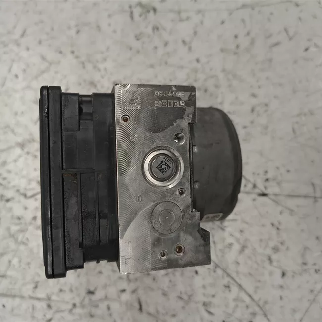 Aggregato ABS con regolatore di velocità
