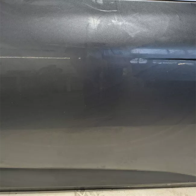 Porta anteriore destra