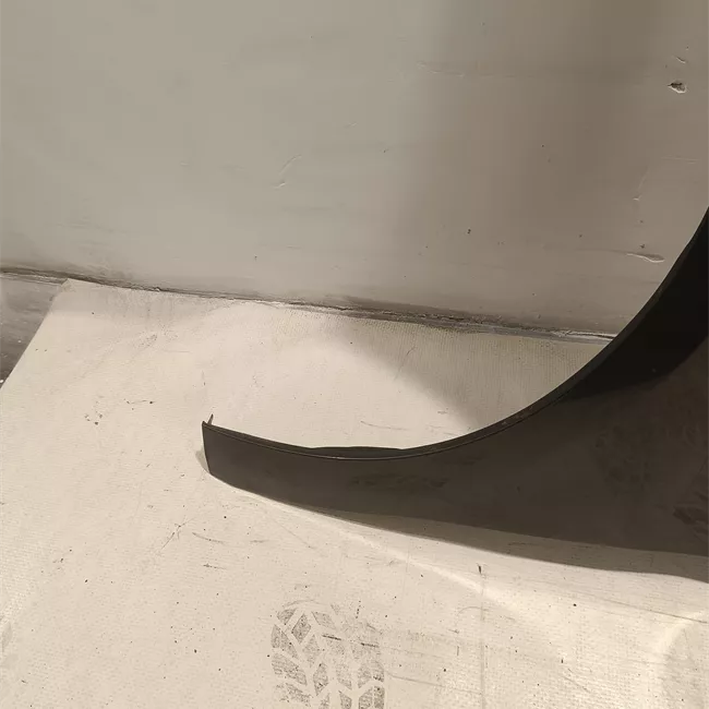 Parafango anteriore sinistro