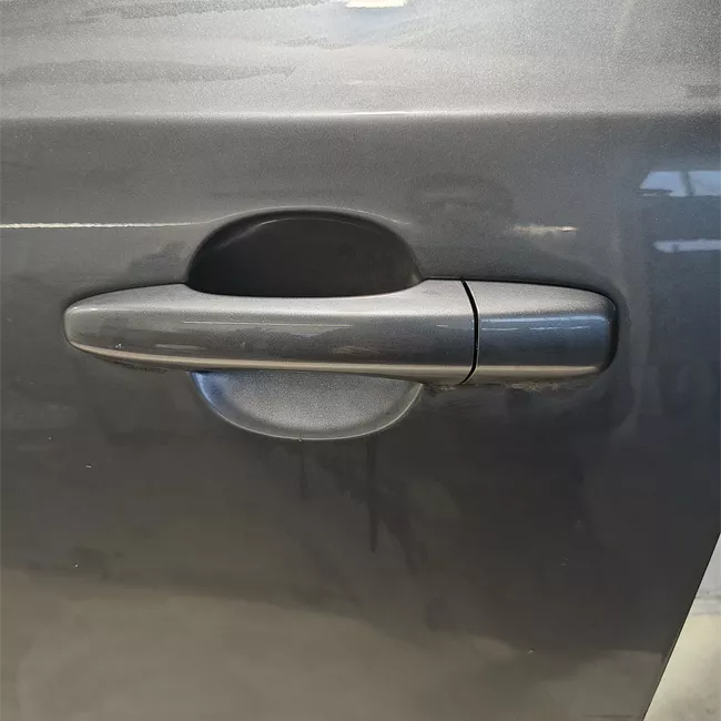 Porta anteriore sinistra