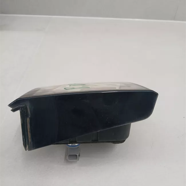 Fanale posteriore parte interno destro con Luci post 4 spzi nas