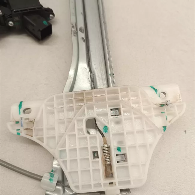 Alzacristallo elettrico porta anteriore con motorino sinistro S16X