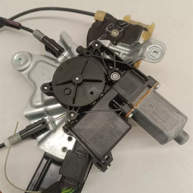 Alzacristallo elettrico porta anteriore sinistro con motorino