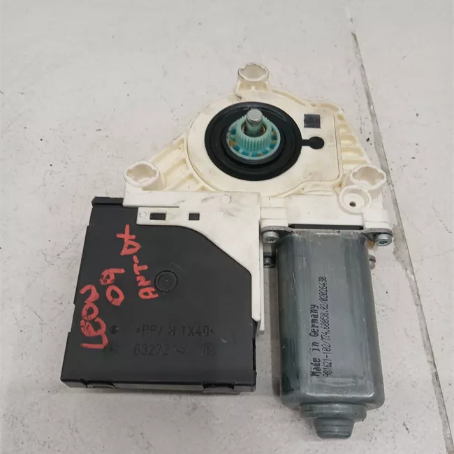 Motorino alzacristallo porta anteriore destro