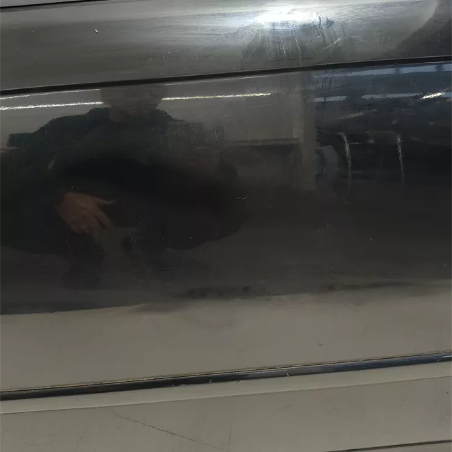 Porta anteriore sinistra