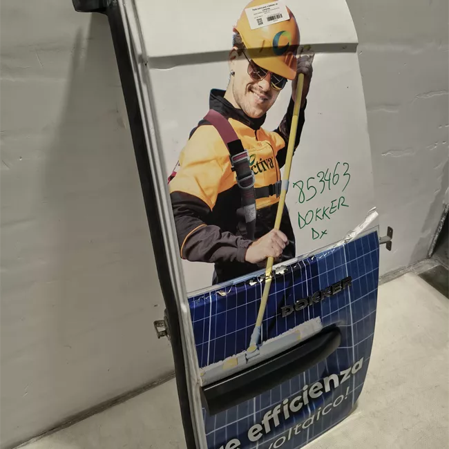 Porta carico posteriore a battente destra Vetrata