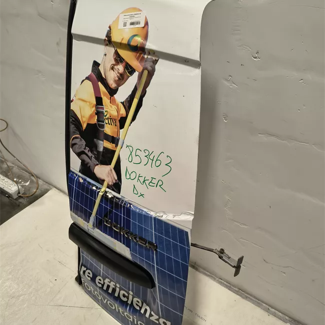 Porta carico posteriore a battente destra Vetrata