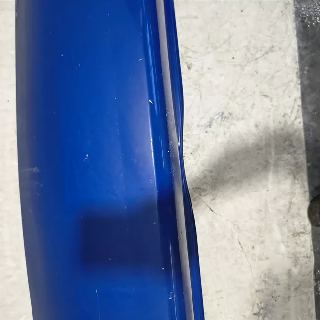 Paraurti posteriore con sensori parcheggio
