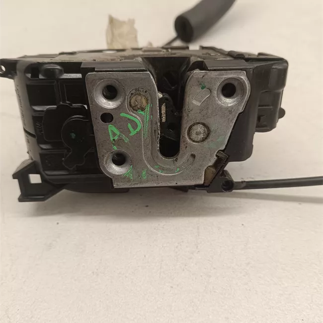 Serratura porta anteriore destra con bloccaggio elettromagnetico
